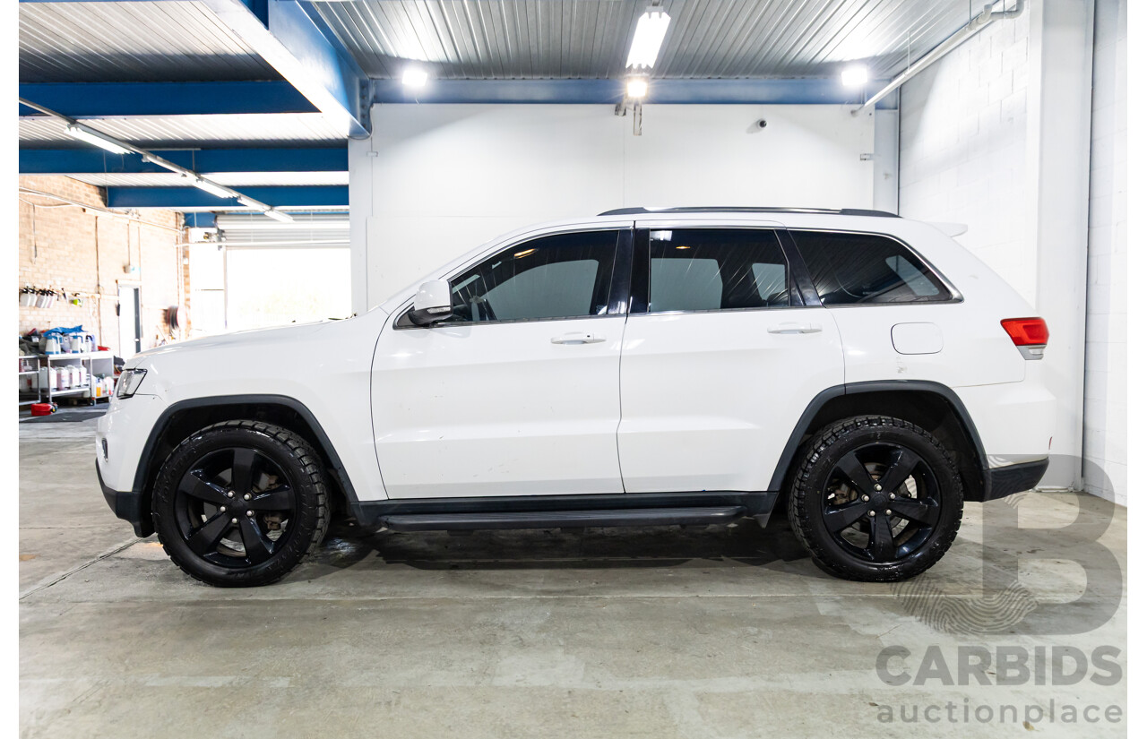 10/2014 Jeep Grand Cherokee Laredo (4x2) WK MY14 4d Wagon Bright White V6 3.6L