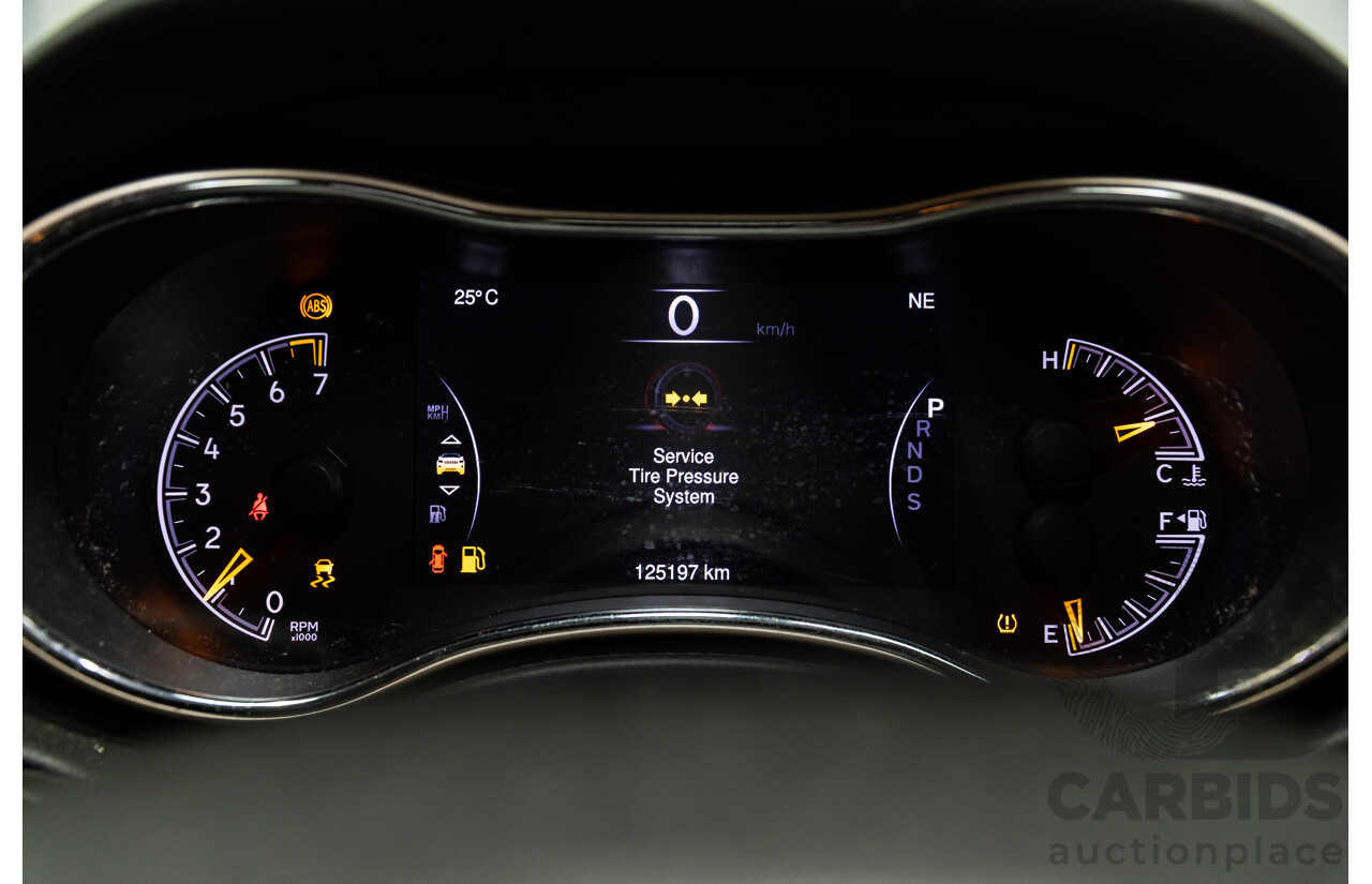 10/2014 Jeep Grand Cherokee Laredo (4x2) WK MY14 4d Wagon Bright White V6 3.6L