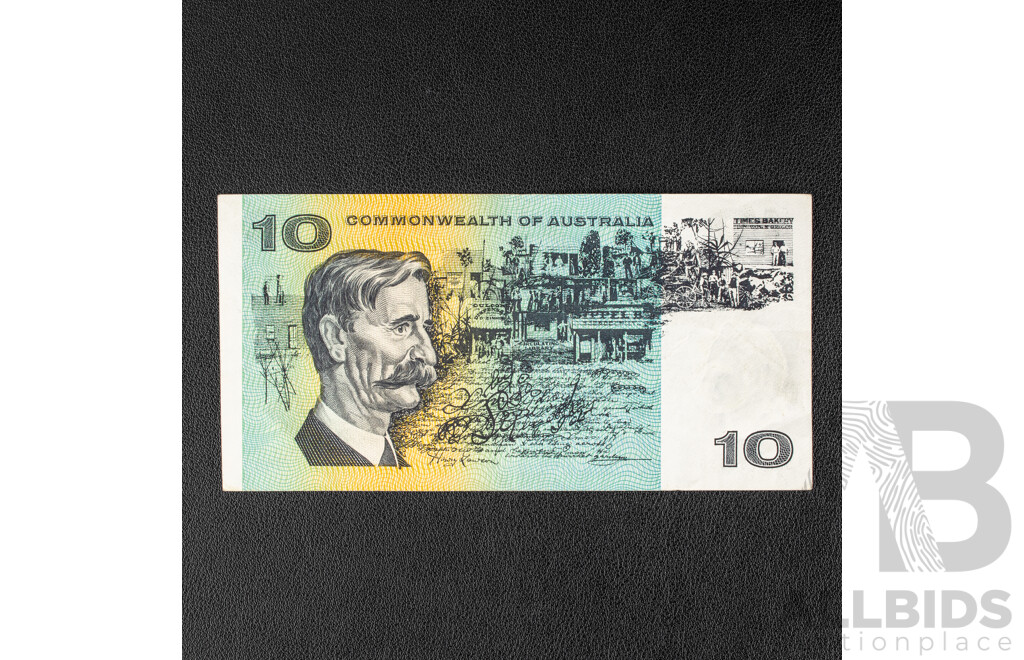 Australian 1968 Ten Dollar Note, Phillips/Randall R303, SHP 156530