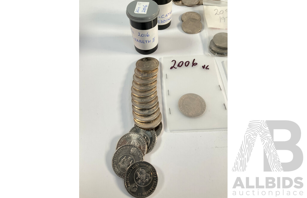 Collection of Australian Twenty Cent Coins Including Commemoratives 2018 Brave, 2017 Star, Eighteen 2016 Fifty Years Decimal Currency, 2001 Federation, 2011 Volunteers, 2010 Taxation Office, 2005 Coming Home, 2013 Canberra Centenary.............