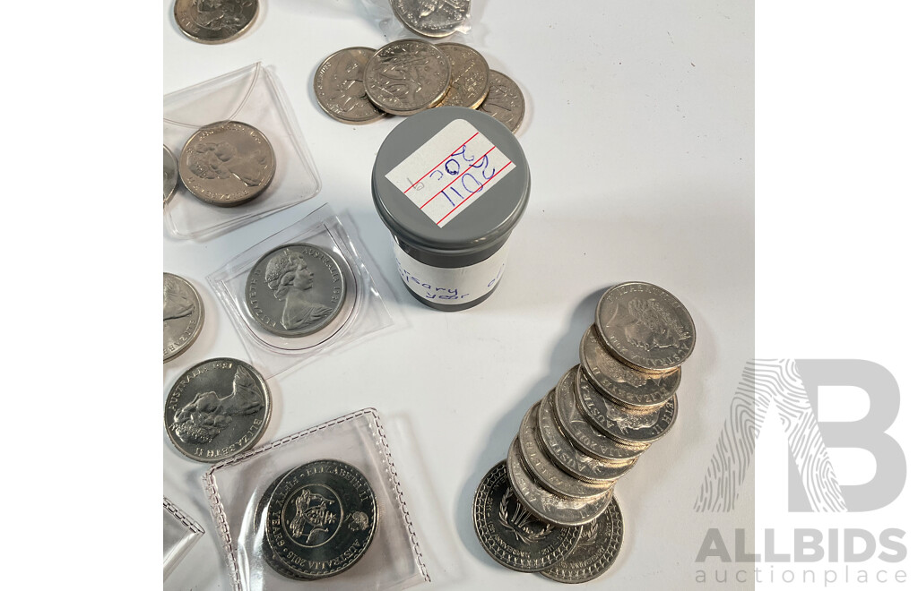 Collection of Australian Twenty Cent Coins Including Commemoratives 2018 Brave, 2017 Star, Eighteen 2016 Fifty Years Decimal Currency, 2001 Federation, 2011 Volunteers, 2010 Taxation Office, 2005 Coming Home, 2013 Canberra Centenary.............