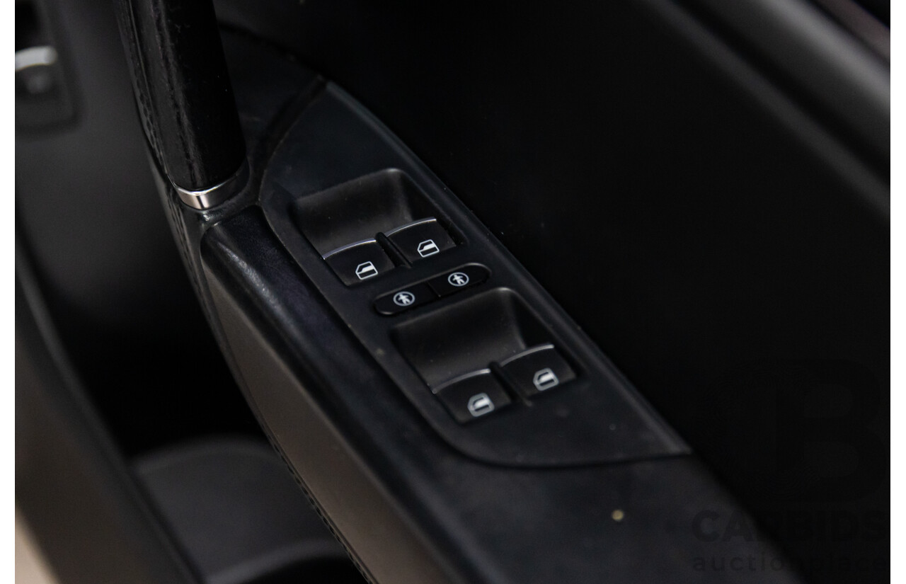 09/2016 Volkswagen Touareg V6 Wolfsburg Edition (AWD) 7P MY17 4d Wagon Pure White Turbo Diesel V6 3.0L