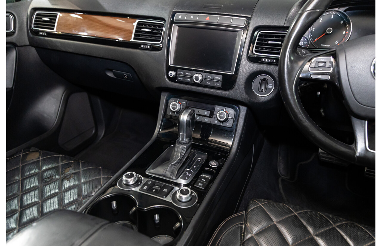 09/2016 Volkswagen Touareg V6 Wolfsburg Edition (AWD) 7P MY17 4d Wagon Pure White Turbo Diesel V6 3.0L