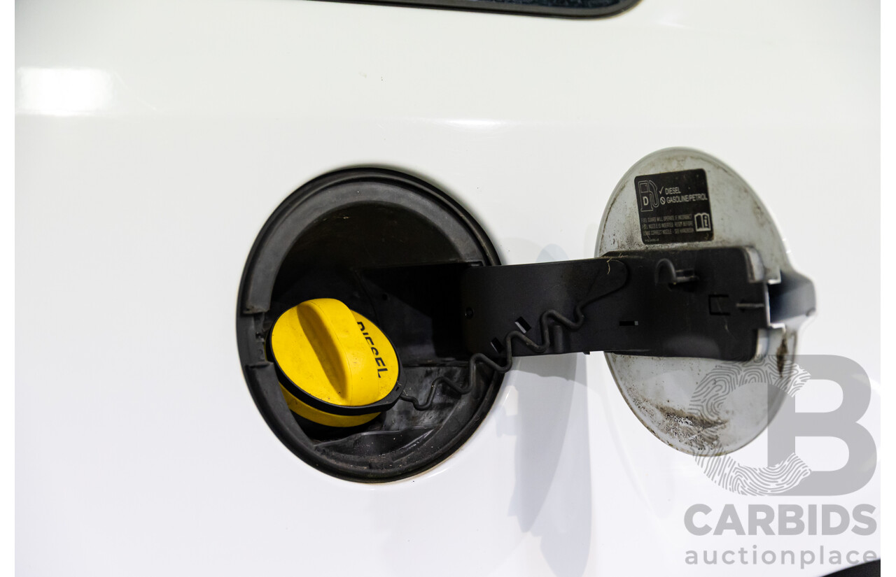 1/2014 Land Rover Freelander 2 TD4 (4x4) LF MY14 4d Wagon Fuji White Turbo Diesel 2.2L