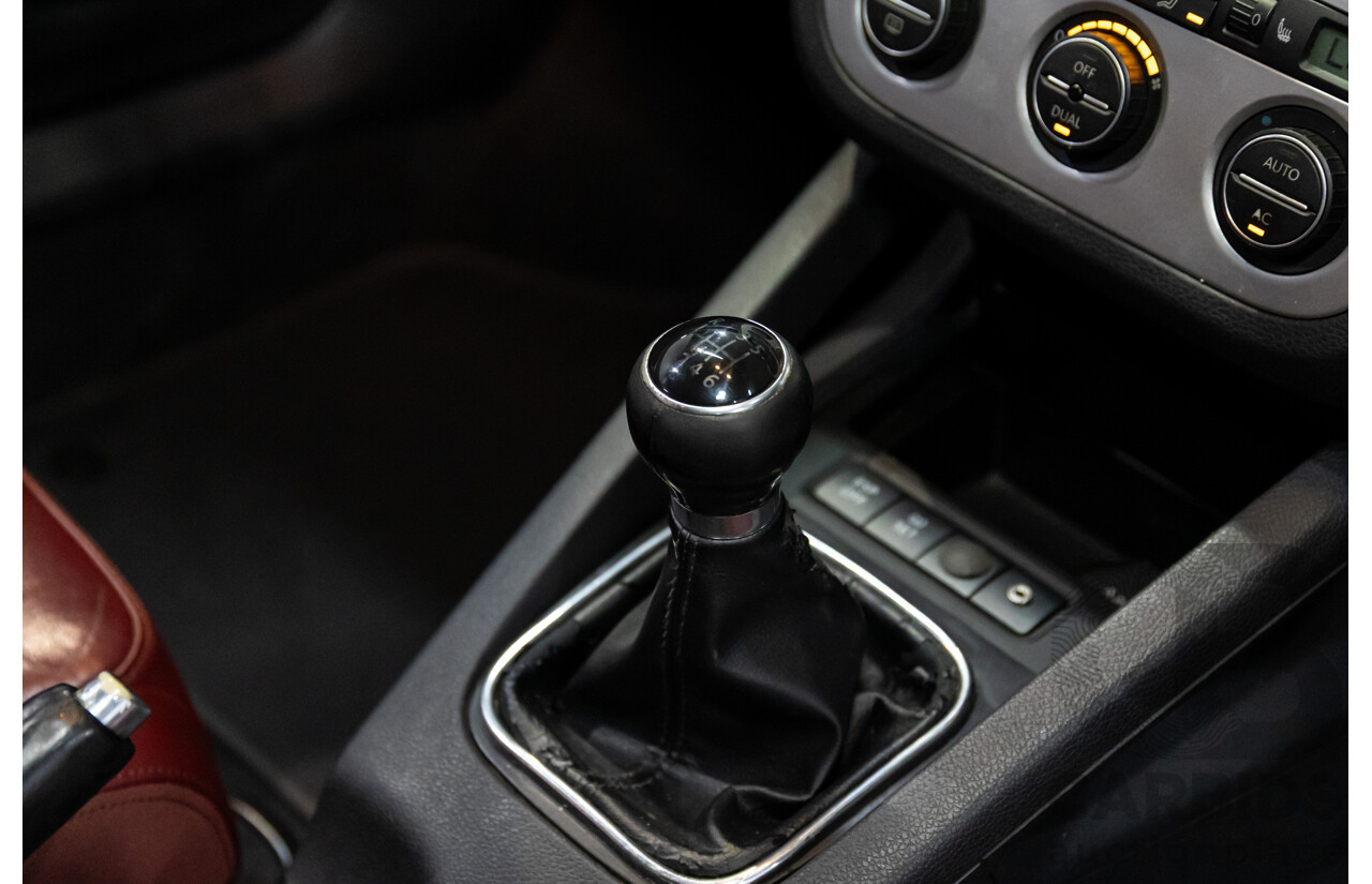 12/2007 Volkswagen EOS 2.0 TDI 1F MY08 2d Convertible Deep Black Pearl Turbo Diesel 2.0L