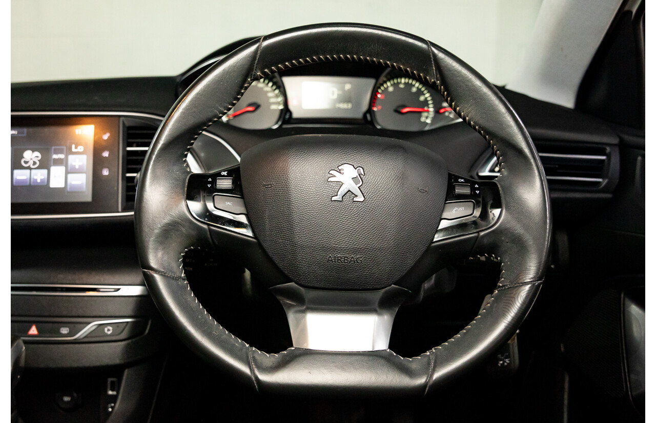 10/2014 Peugeot 308 Active T9 5d Hatchback Bianca White Turbo 1.2L