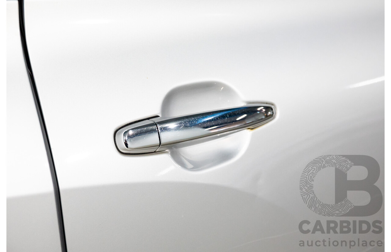 11/2009 Toyota Kluger Grande (4x4) GSU45R 4d Wagon Classic Silver Metallic V6 3.5L