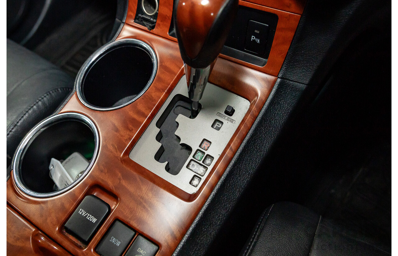 11/2009 Toyota Kluger Grande (4x4) GSU45R 4d Wagon Classic Silver Metallic V6 3.5L