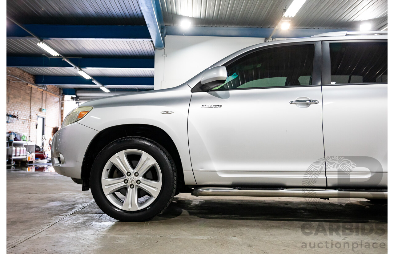 11/2009 Toyota Kluger Grande (4x4) GSU45R 4d Wagon Classic Silver Metallic V6 3.5L