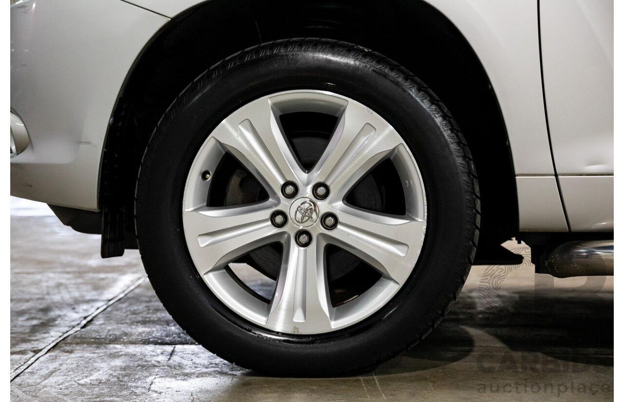 11/2009 Toyota Kluger Grande (4x4) GSU45R 4d Wagon Classic Silver Metallic V6 3.5L