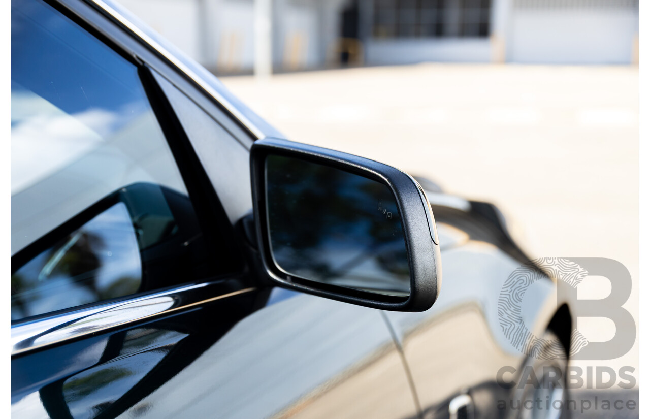04/2017 Holden Calais V (RWD) VF II MY17 4d Sportwagon Regal Peacock Metallic V8 6.2L