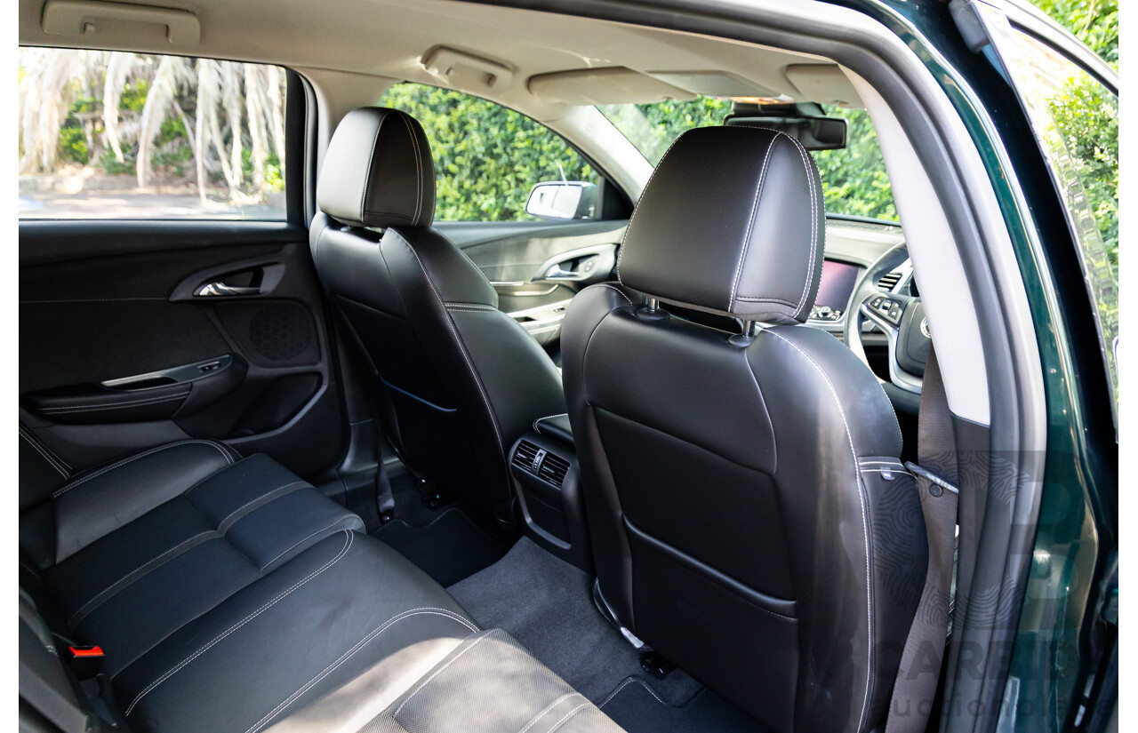 04/2017 Holden Calais V (RWD) VF II MY17 4d Sportwagon Regal Peacock Metallic V8 6.2L