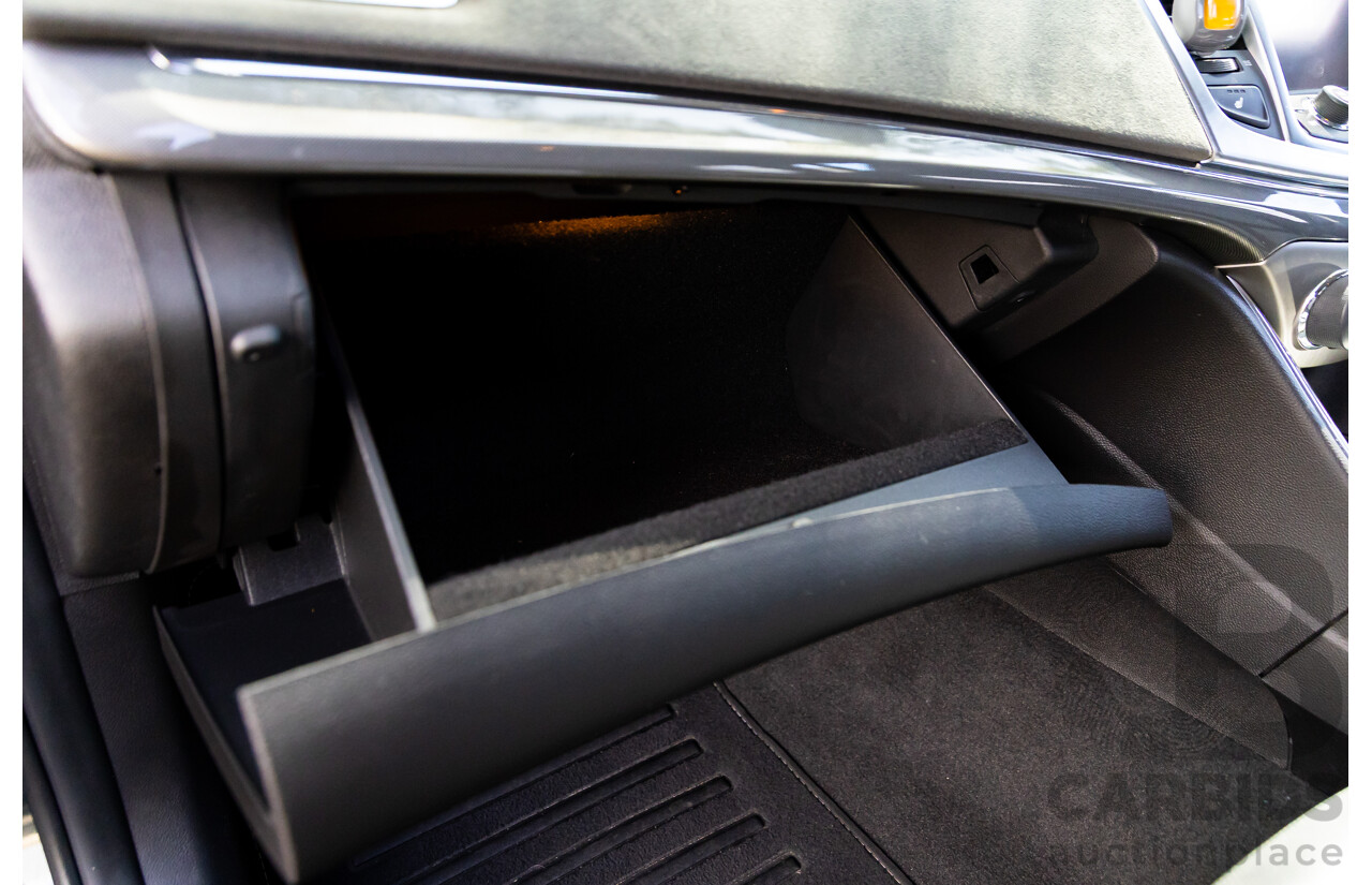 04/2017 Holden Calais V (RWD) VF II MY17 4d Sportwagon Regal Peacock Metallic V8 6.2L