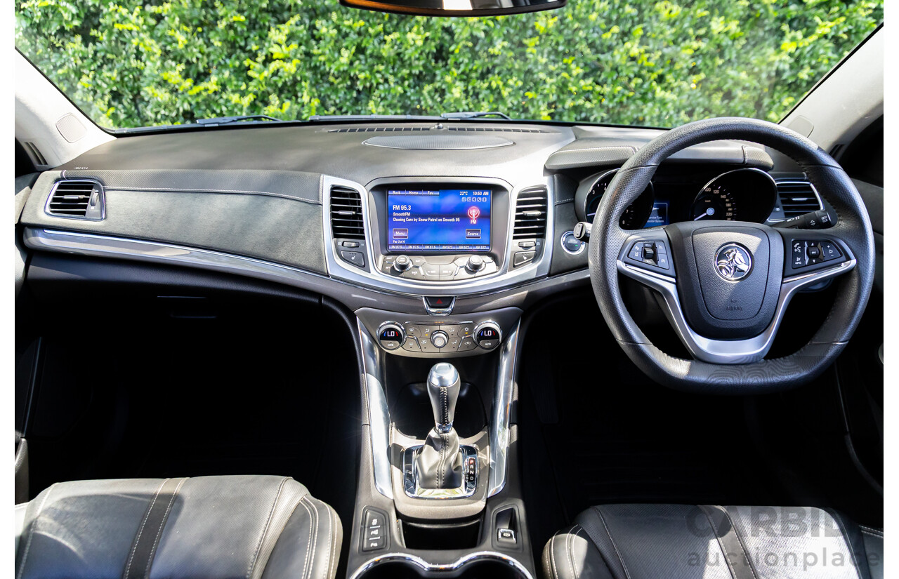 04/2017 Holden Calais V (RWD) VF II MY17 4d Sportwagon Regal Peacock Metallic V8 6.2L