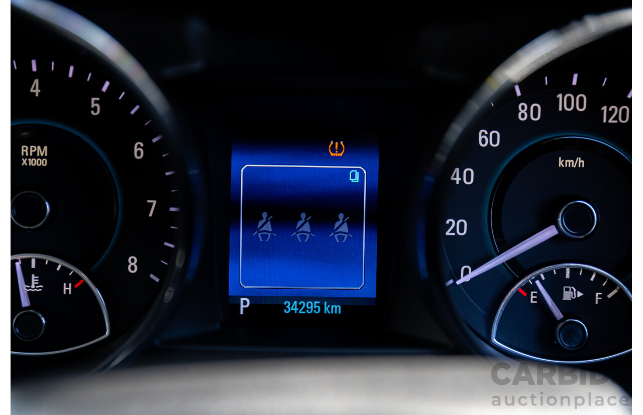 04/2017 Holden Calais V (RWD) VF II MY17 4d Sportwagon Regal Peacock Metallic V8 6.2L