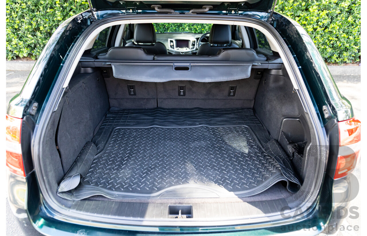 04/2017 Holden Calais V (RWD) VF II MY17 4d Sportwagon Regal Peacock Metallic V8 6.2L