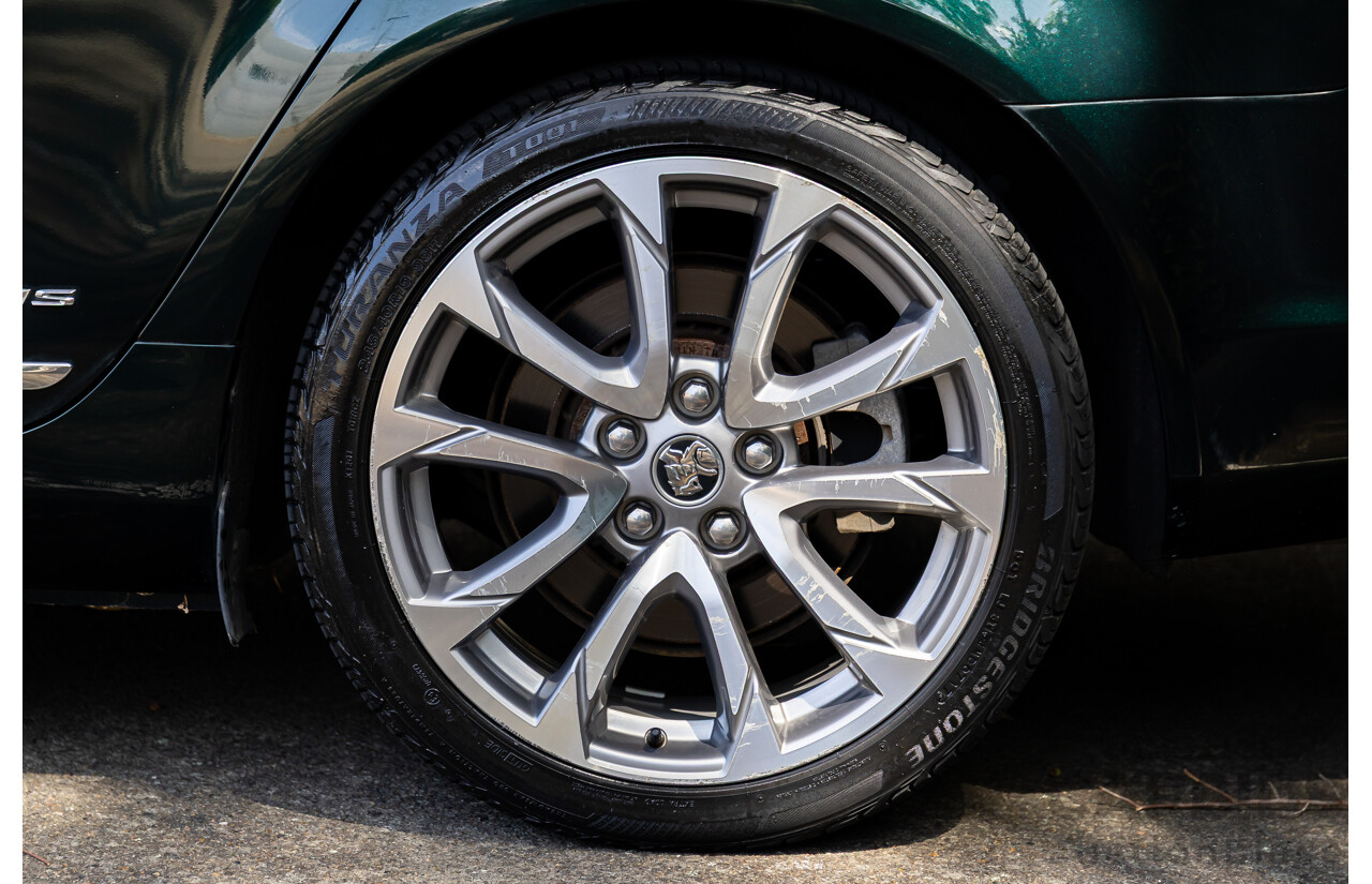 04/2017 Holden Calais V (RWD) VF II MY17 4d Sportwagon Regal Peacock Metallic V8 6.2L