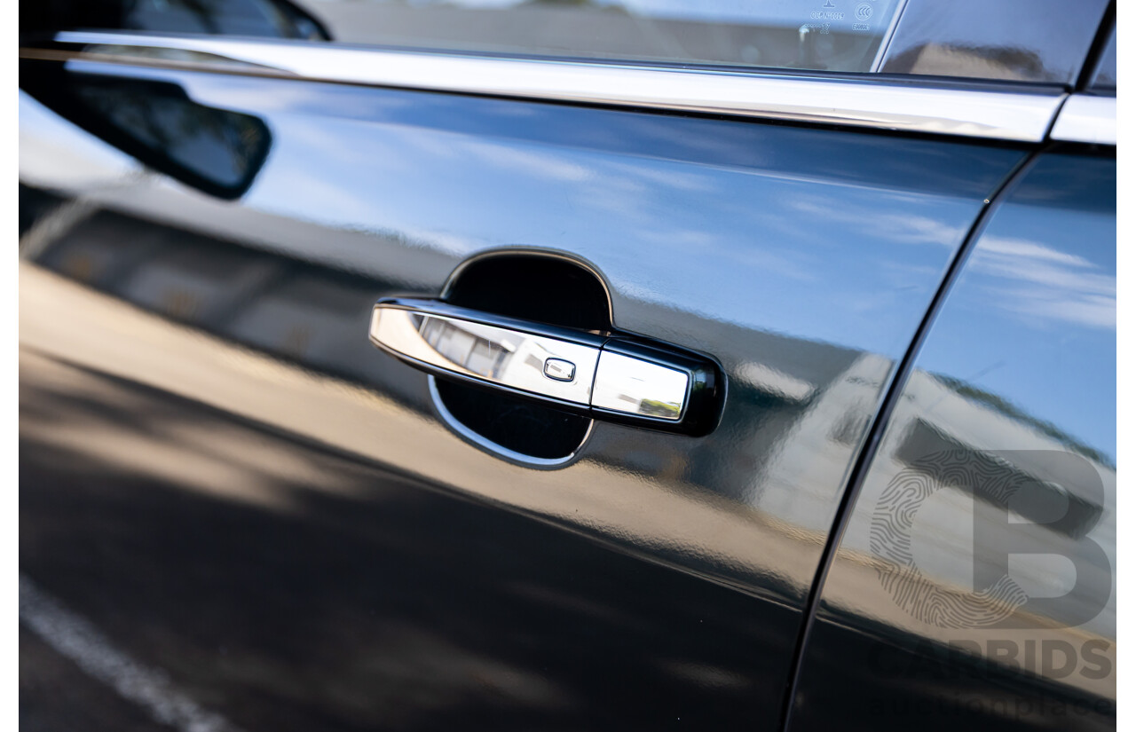 04/2017 Holden Calais V (RWD) VF II MY17 4d Sportwagon Regal Peacock Metallic V8 6.2L