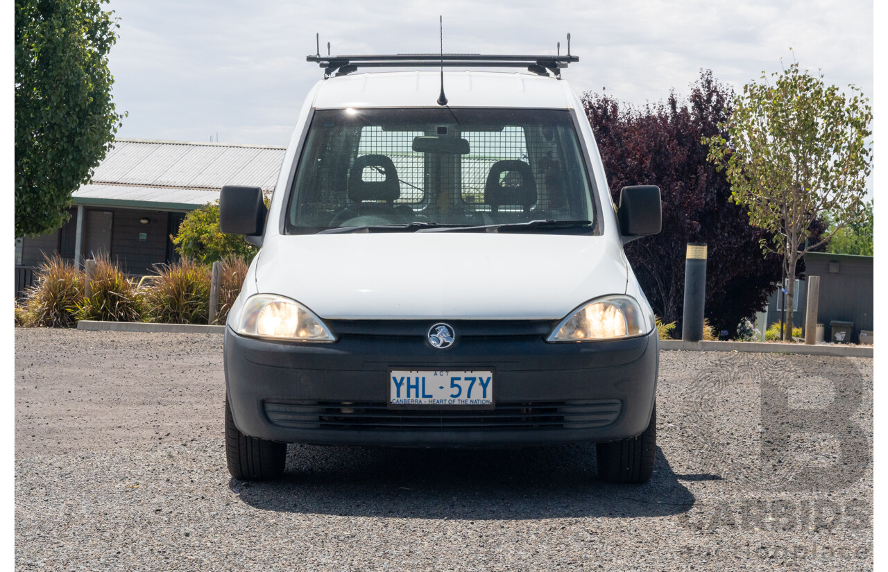 4/2011 Holden Combo XC MY10 Van White 1.4L