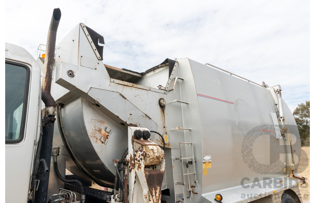 10/2003 Hino GH1J 500 Series Medium Duty Garbage Truck (Dual Control) 2d Cab Chassis Silver Turbo Diesel 6cyl - Automatic