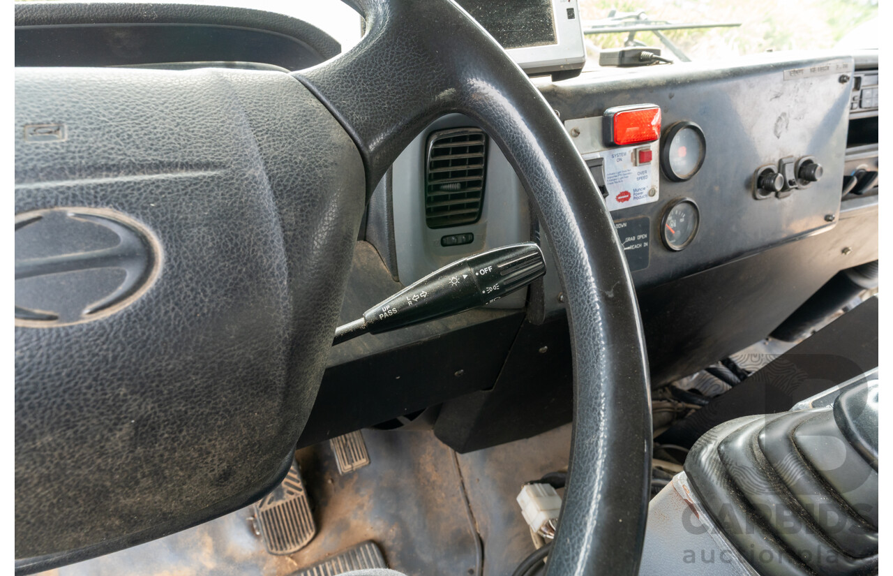10/2003 Hino GH1J 500 Series Medium Duty Garbage Truck (Dual Control) 2d Cab Chassis Silver Turbo Diesel 6cyl - Automatic