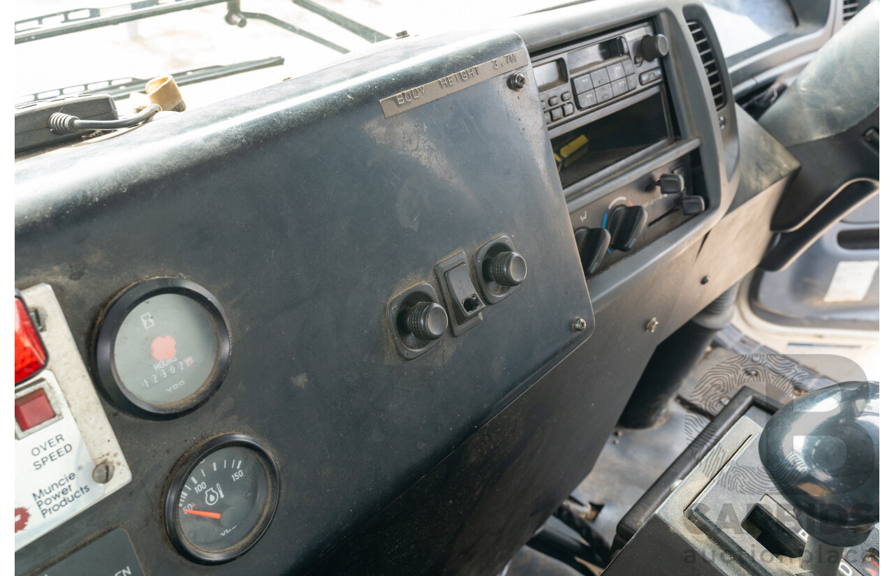 10/2003 Hino GH1J 500 Series Medium Duty Garbage Truck (Dual Control) 2d Cab Chassis Silver Turbo Diesel 6cyl - Automatic