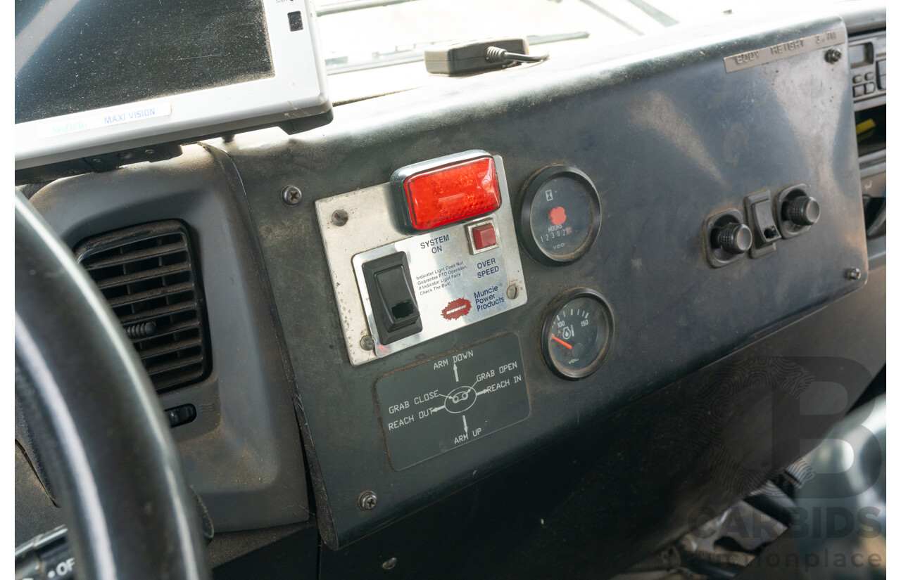 10/2003 Hino GH1J 500 Series Medium Duty Garbage Truck (Dual Control) 2d Cab Chassis Silver Turbo Diesel 6cyl - Automatic