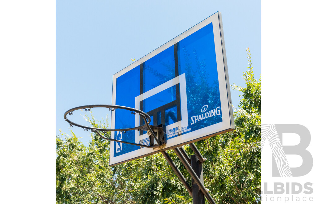 Spalding Basketball Hoop System