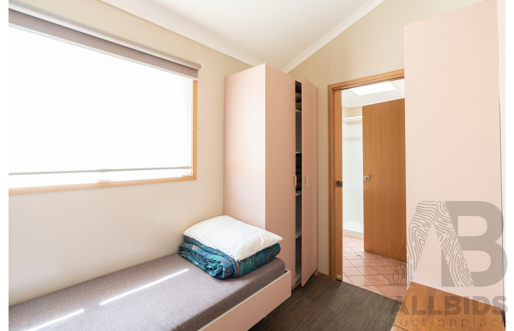 Alvannex Pty Ltd Demountable/Movable Dwelling - 35 Square Meters - Family Villa - Cabin 401