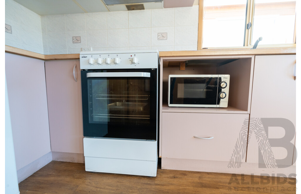 Alvannex Pty Ltd Demountable/Movable Dwelling - 35 Square Meters - Family Villa - Cabin 402