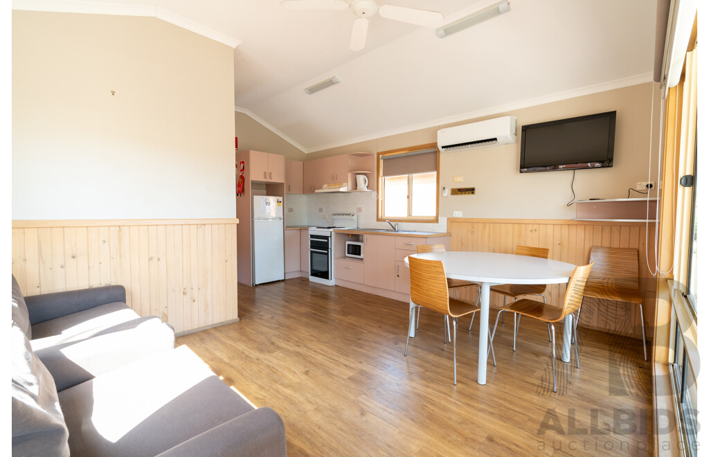 Alvannex Pty Ltd Demountable/Movable Dwelling - 35 Square Meters - Family Villa - Cabin 405