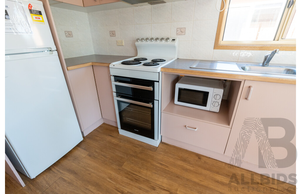 Alvannex Pty Ltd Demountable/Movable Dwelling - 35 Square Meters - Family Villa - Cabin 405