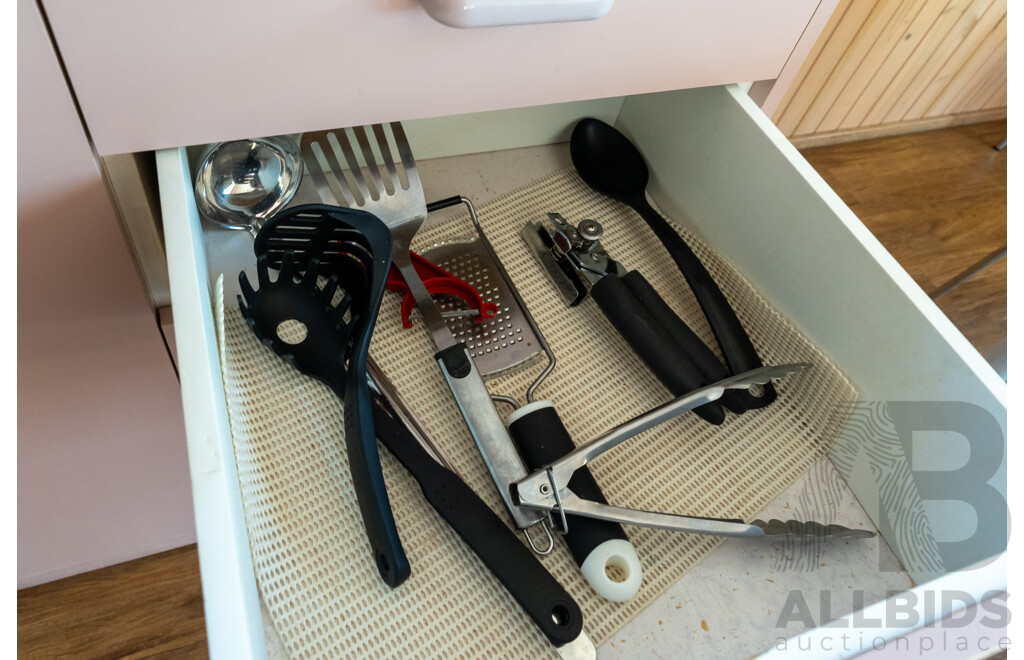 Alvannex Pty Ltd Demountable/Movable Dwelling - 35 Square Meters - Family Villa - Cabin 405