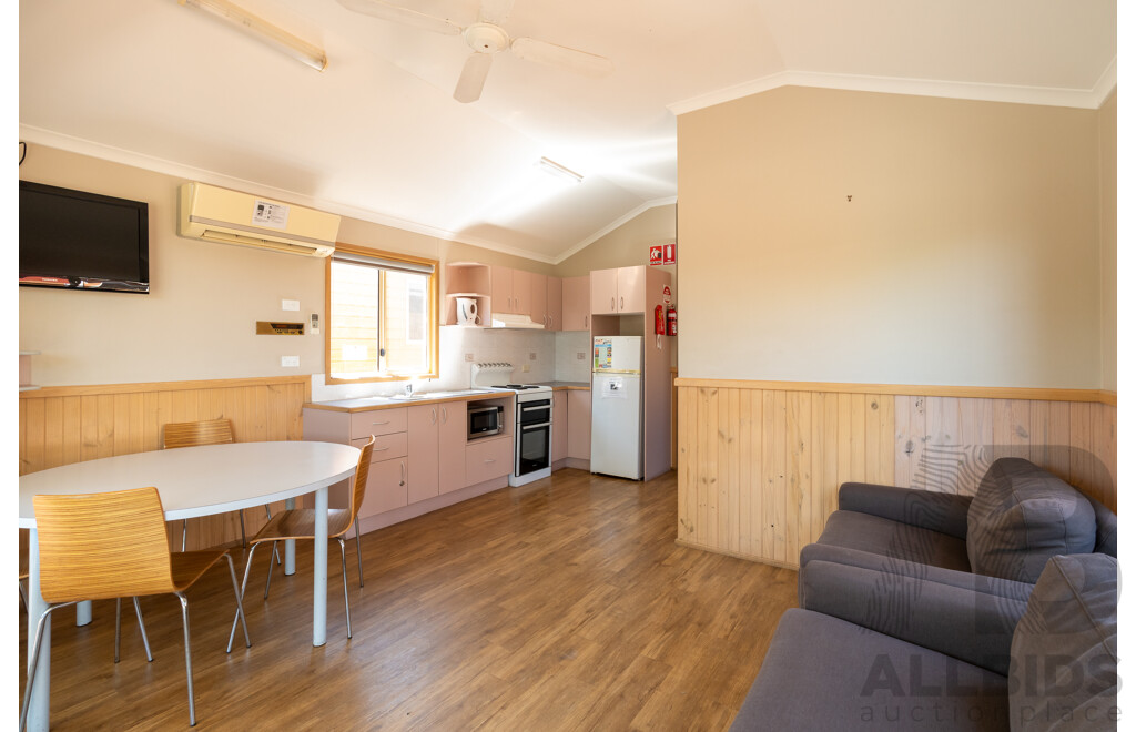 Alvannex Pty Ltd Demountable/Movable Dwelling - 35 Square Meters - Family Villa - Cabin 407