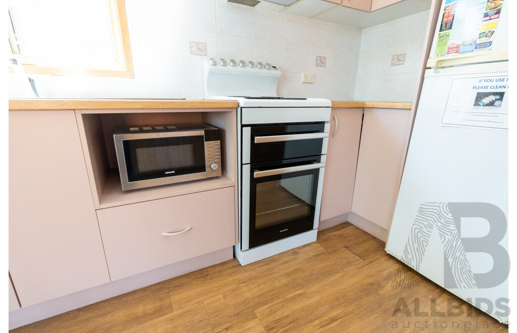 Alvannex Pty Ltd Demountable/Movable Dwelling - 35 Square Meters - Family Villa - Cabin 407