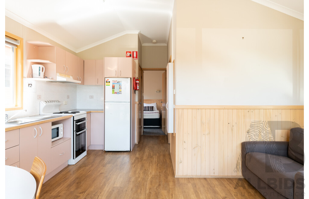 Alvannex Pty Ltd Demountable/Movable Dwelling - 35 Square Meters - Family Villa - Cabin 408