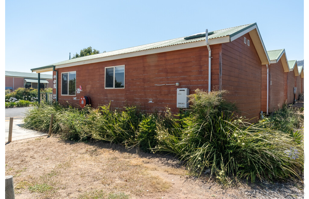 Alvannex Pty Ltd Demountable/Movable Dwelling - 35 Square Meters - Family Villa - Cabin 410