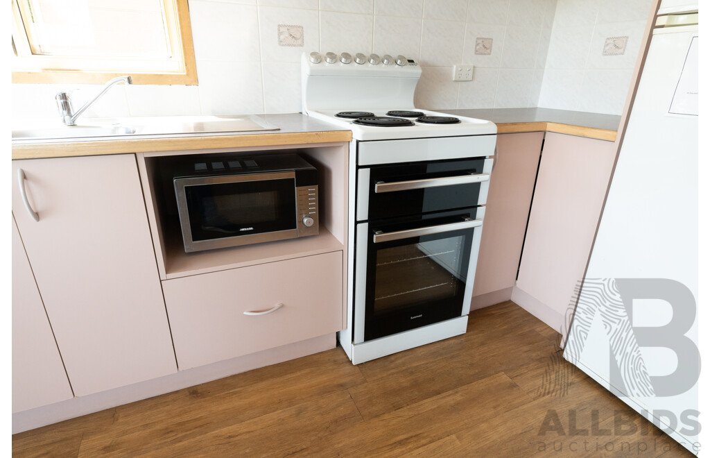 Alvannex Pty Ltd Demountable/Movable Dwelling - 35 Square Meters - Family Villa - Cabin 410