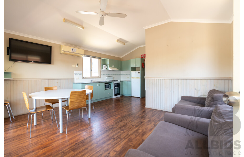 Alvannex Pty Ltd Demountable/Movable Dwelling - 48 Square Meters - Spa Villa - Cabin 411