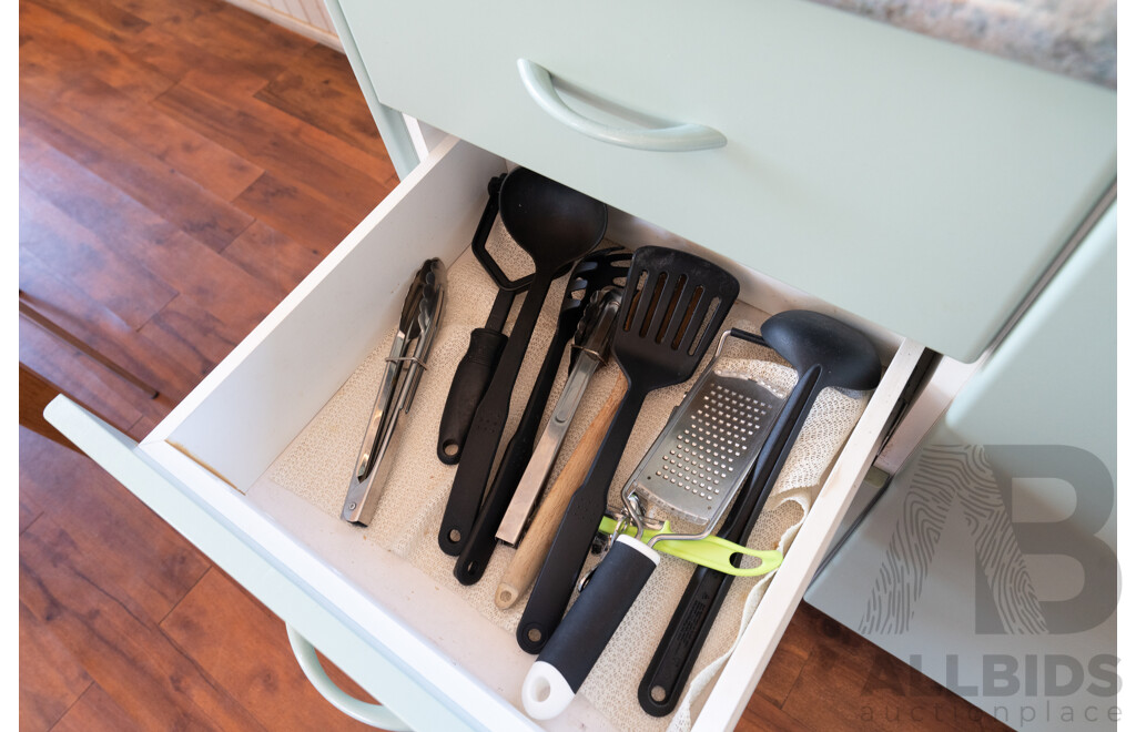 Alvannex Pty Ltd Demountable/Movable Dwelling - 48 Square Meters - Spa Villa - Cabin 412