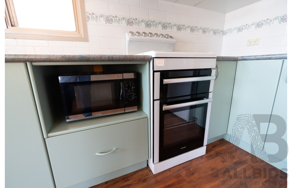 Alvannex Pty Ltd Demountable/Movable Dwelling - 48 Square Meters - Spa Villa - Cabin 412