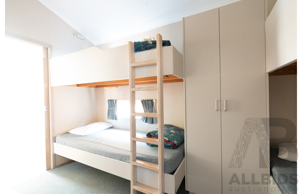 Alvannex Pty Ltd Demountable/Movable Dwelling - 48 Square Meters - Spa Villa - Cabin 412