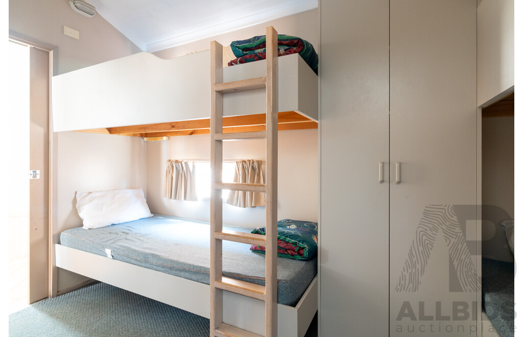 Alvannex Pty Ltd Demountable/Movable Dwelling - 48 Square Meters - Spa Villa - Cabin 413