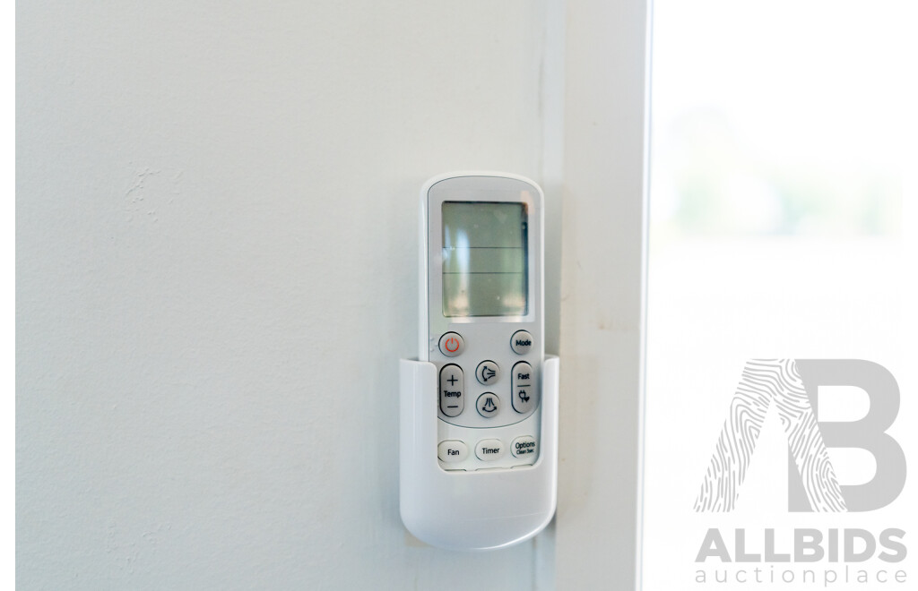 Alvannex Pty Ltd Demountable/Movable Building with Accessibility Ramp - Meeting Room