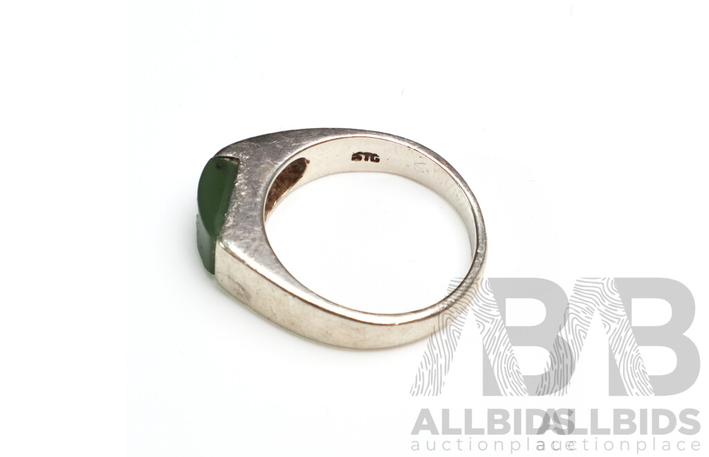 925 Sterling Silver Ring and Ring Case