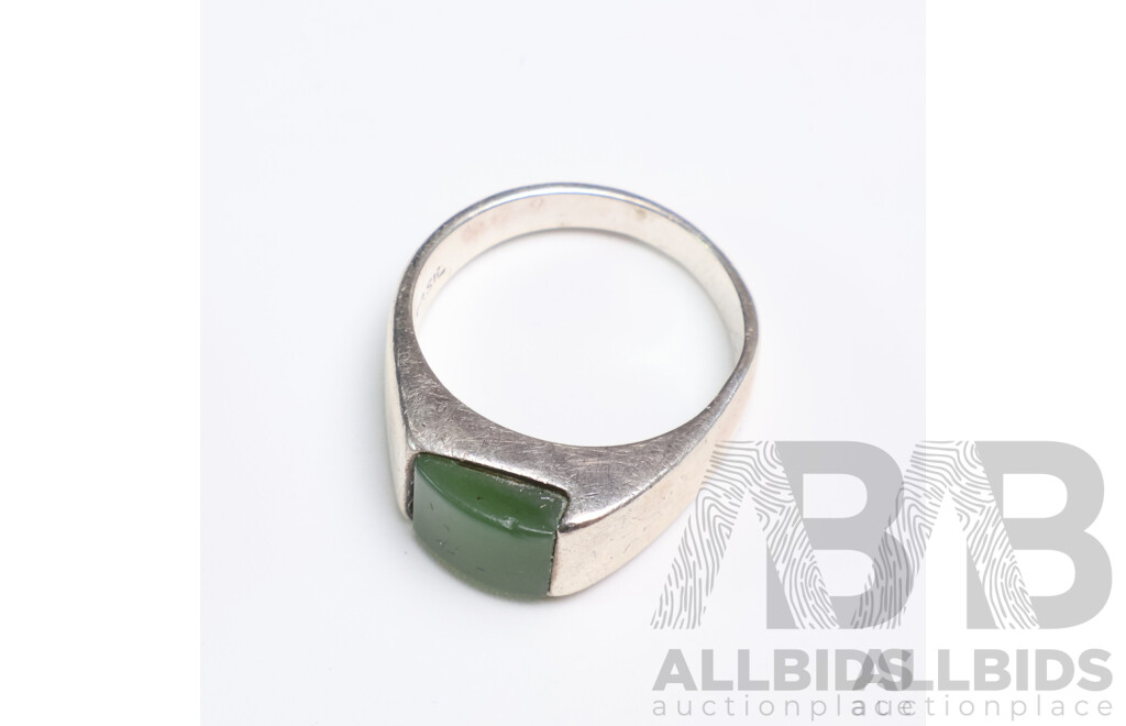 925 Sterling Silver Ring and Ring Case