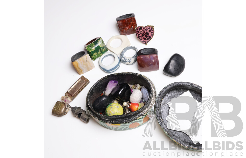 Wood and Stone Costume Rings / Trinkets and Loose Gem Stones - Lot of 9