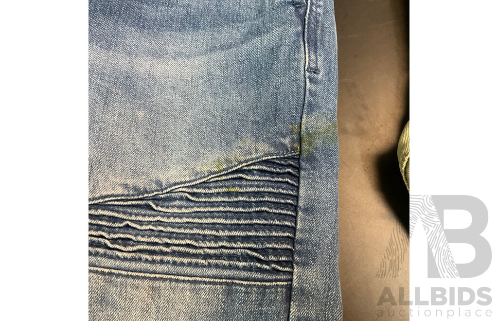 Westbay Travel Tracksuit Size M Set X2 & Anko 12 Plastic Hangers X4 & NXP Long Pants X2 and Household Items