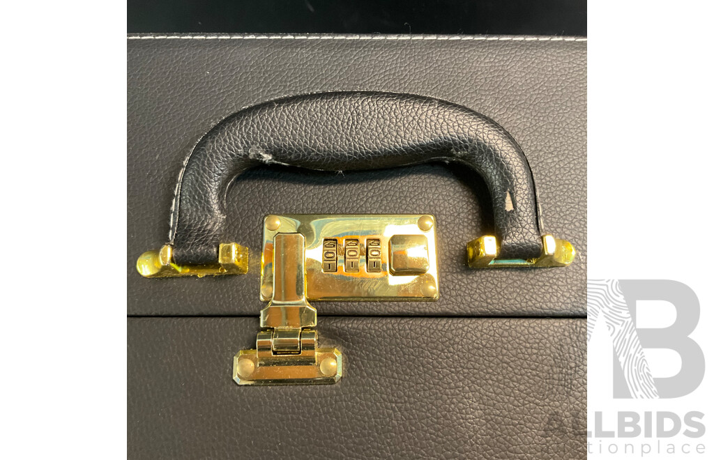 AL Fakher Shisha Set in Carry Case