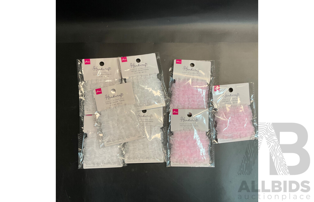 Peter Alexander Size XS PJ Set and SQ Press-On Nail Set X4 ( Size S & L) & Mediheal Hyper Collagen Mask and More Beauty Items